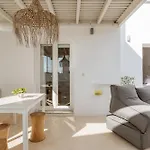 Aeolos Thalia Lägenhetshotell 3*
