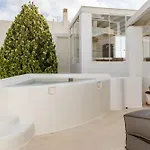 Lägenhetshotell Aeolos Thalia 3*